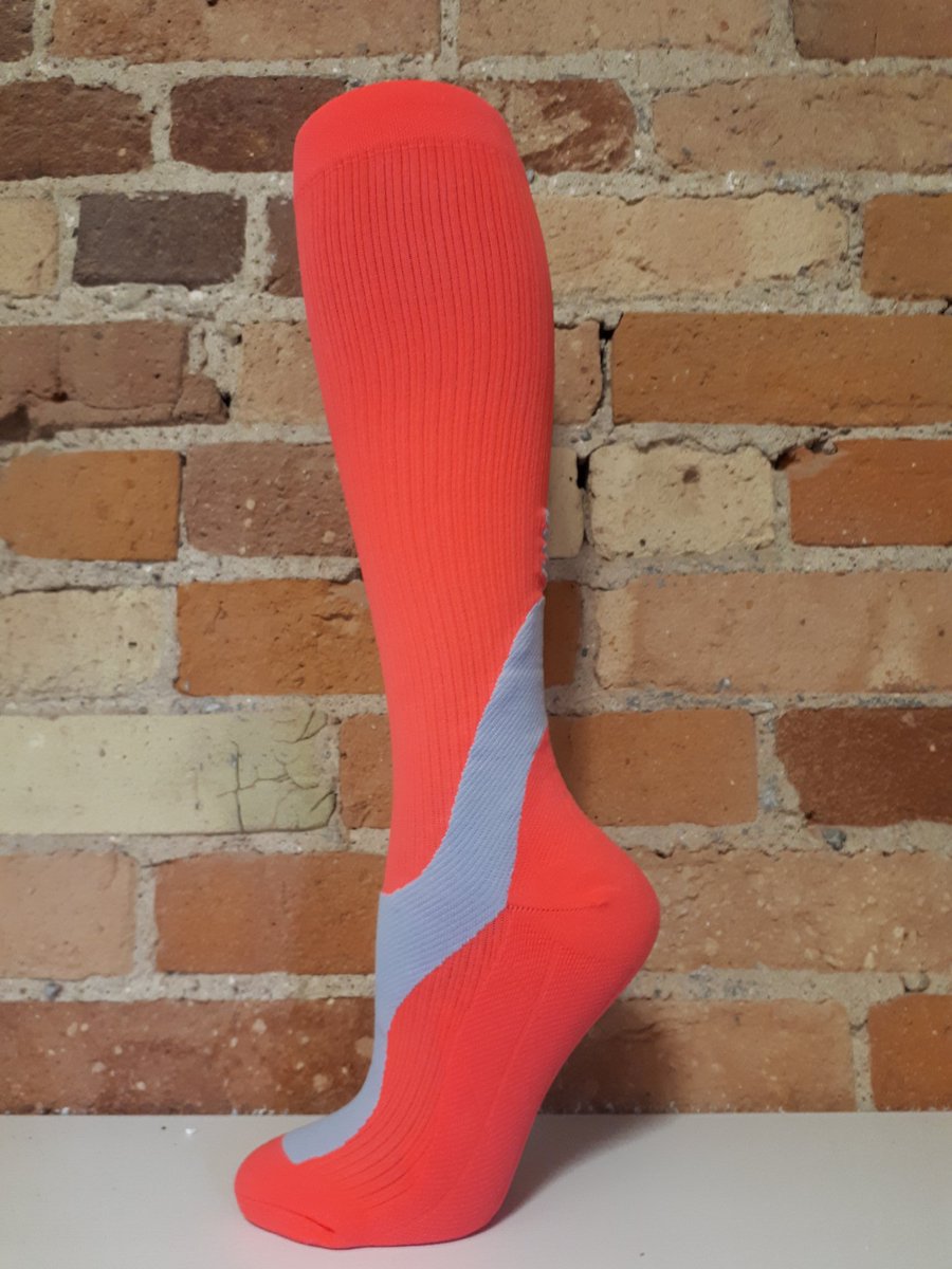 MDMedCare's tweet photo. Some of our new colours and designs! Stay #fit and #healthy with our #compressionsocks 
https://t.co/1wfkwRKsQK #fitfam  #training #runner https://t.co/MjojMGFo7n