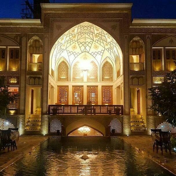 invitation_iran's tweet photo. Saraye rahbar #Kashan, #Isfahan
.
# Iran #invitationtoiran #Iranmap #Irantravelagency #Irantourism #isIransafe #cheaptravelIran https://t.co/3VATcDcDaj