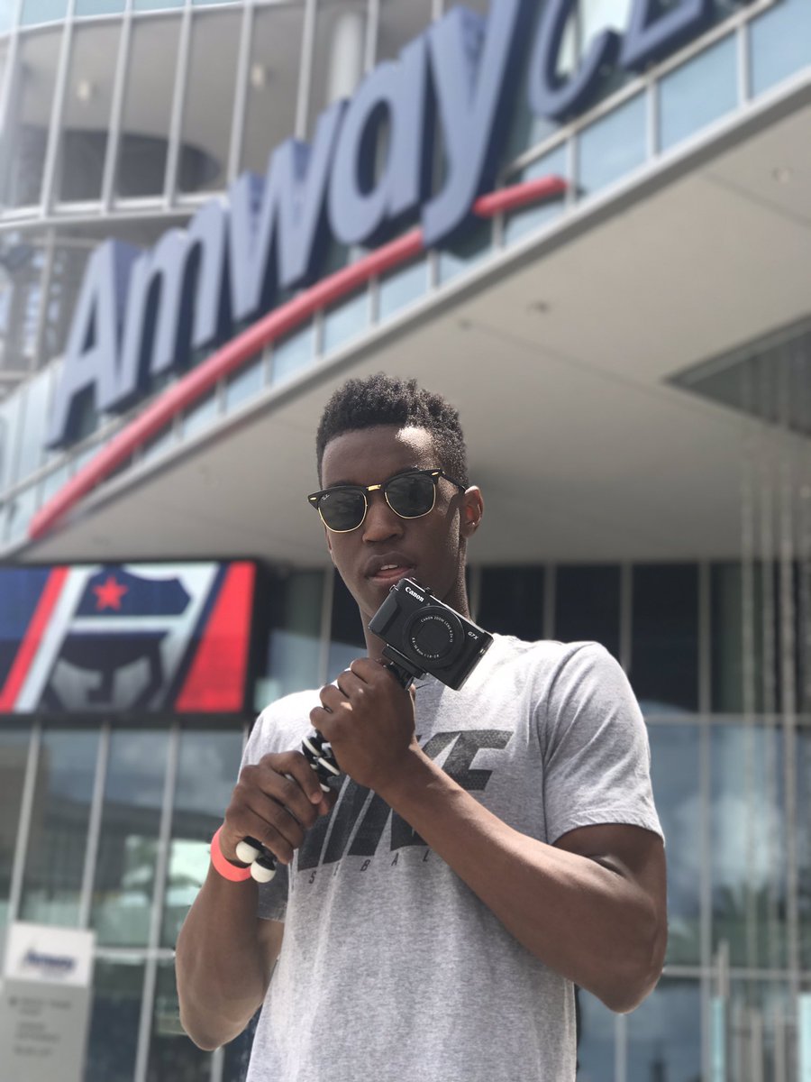ItsKabes's tweet photo. Thank you for the experience @CODWorldLeague. Plenty of videos from the weekend a lot happened , youtube in bio 🤘🏿 https://t.co/8K5bNgFwQD