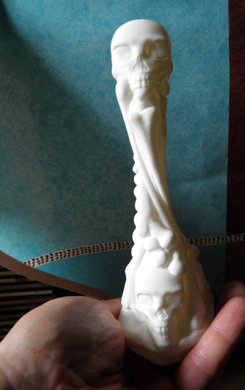 Nymuh's tweet photo. #3dprint du totem d’inspiration des #catacombes de #Paris réalisée avec la #microdelta de @emotiontech 🙂
moult #skull and #bones https://t.co/AAz016cKb3