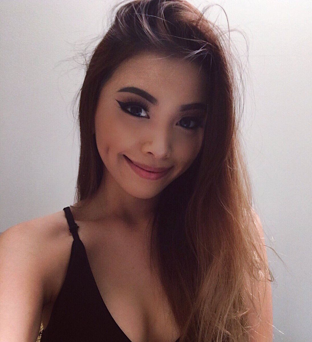 msivypearl's tweet photo. #newavi #newIvy?? 🤷🏻♀️ https://t.co/NKZBn3ZIuB