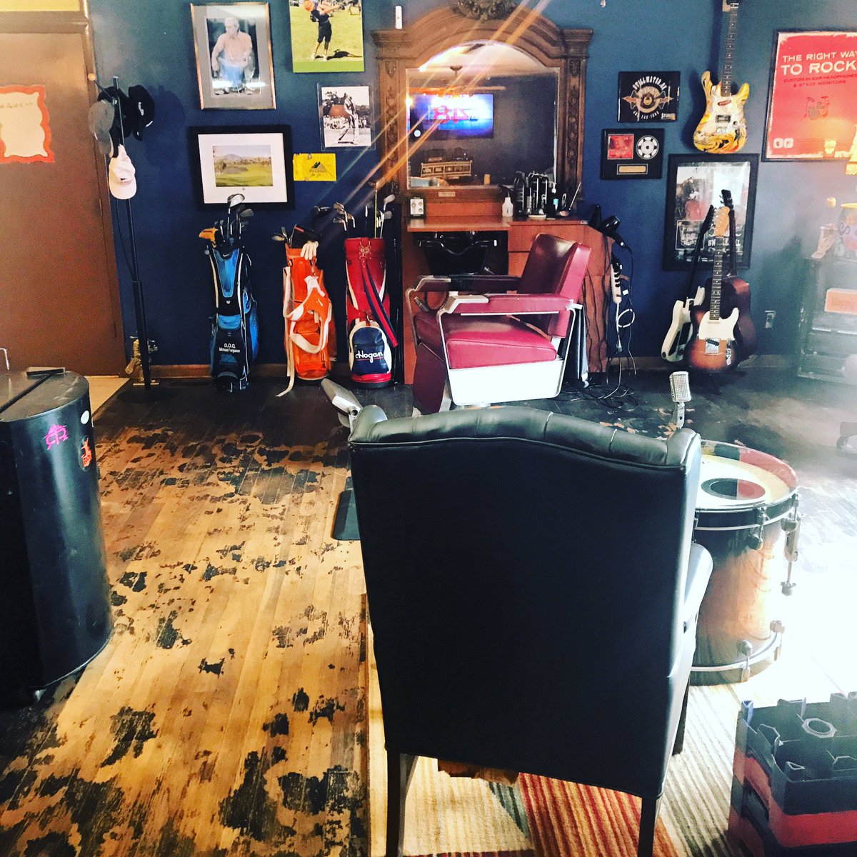 erokdrummer's tweet photo. The ol Speakeasy Barbershop is coming right along. :) https://t.co/5aUxHGeelA