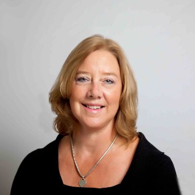Jenny_Newman's tweet photo. Please help me congratulate our new @Dell #SocialExec members @Meep6416 & @dlthomson. Congratulations! #IWork4Dell @CareersAtDell https://t.co/CM53QGzxpH