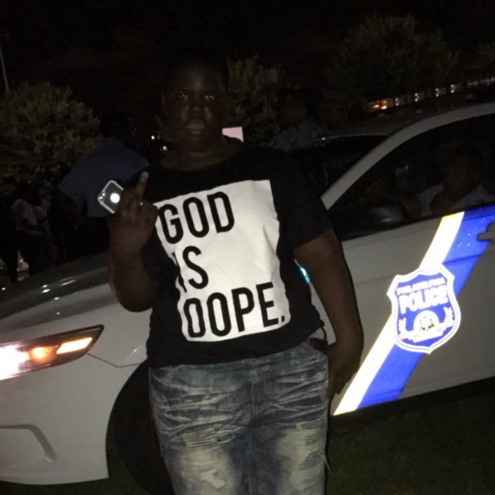 fatboiyae's tweet photo. Fuck the police 🖕🏾👮🏻 https://t.co/gW2b542DoL