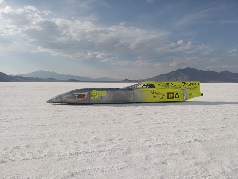 GroupeGruau's tweet photo. @EstacaOnTheSalt paré à battre le #record de #vitesse #speedweek, @GroupeGruau fier d'accompagner la #TEAMestaca. On croise les doigts ! https://t.co/ldUEXI7x87