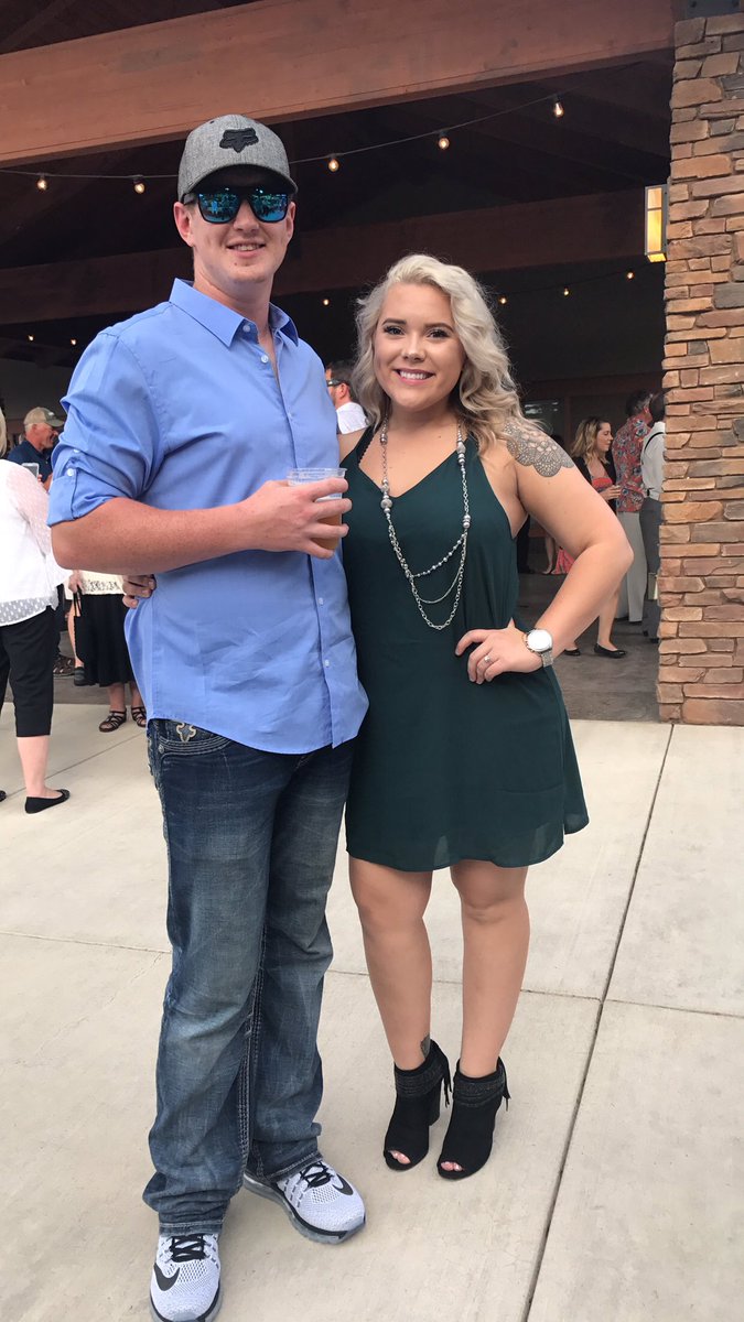 ChadLitson94's tweet photo. *When you say you are only going to have a few drinks at a wedding* https://t.co/cg2660MTfJ