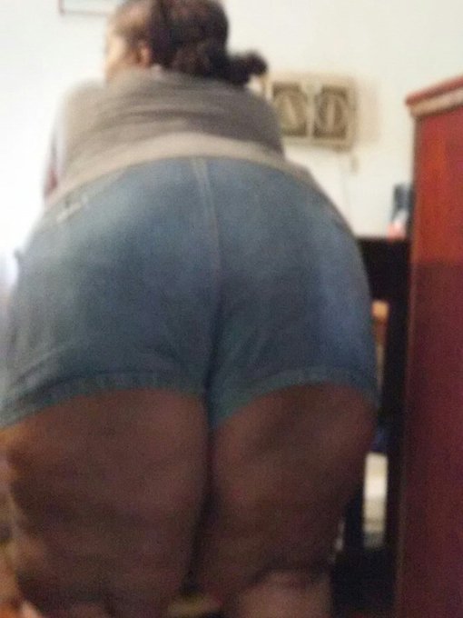 Gotta love it https://t.co/fwZIwCWm9S<a href="/tag/newprofilepic"class="tags"><span>&#35;newprofilepic</span></a>