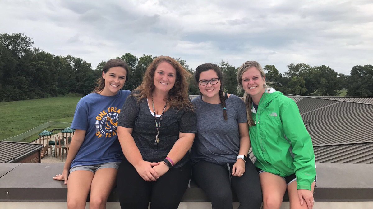 SmitherSmarties's tweet photo. Staff bonding at Hearn Elementary on the roof #FCSOneTeam #eggdrop https://t.co/loL23PVAAP