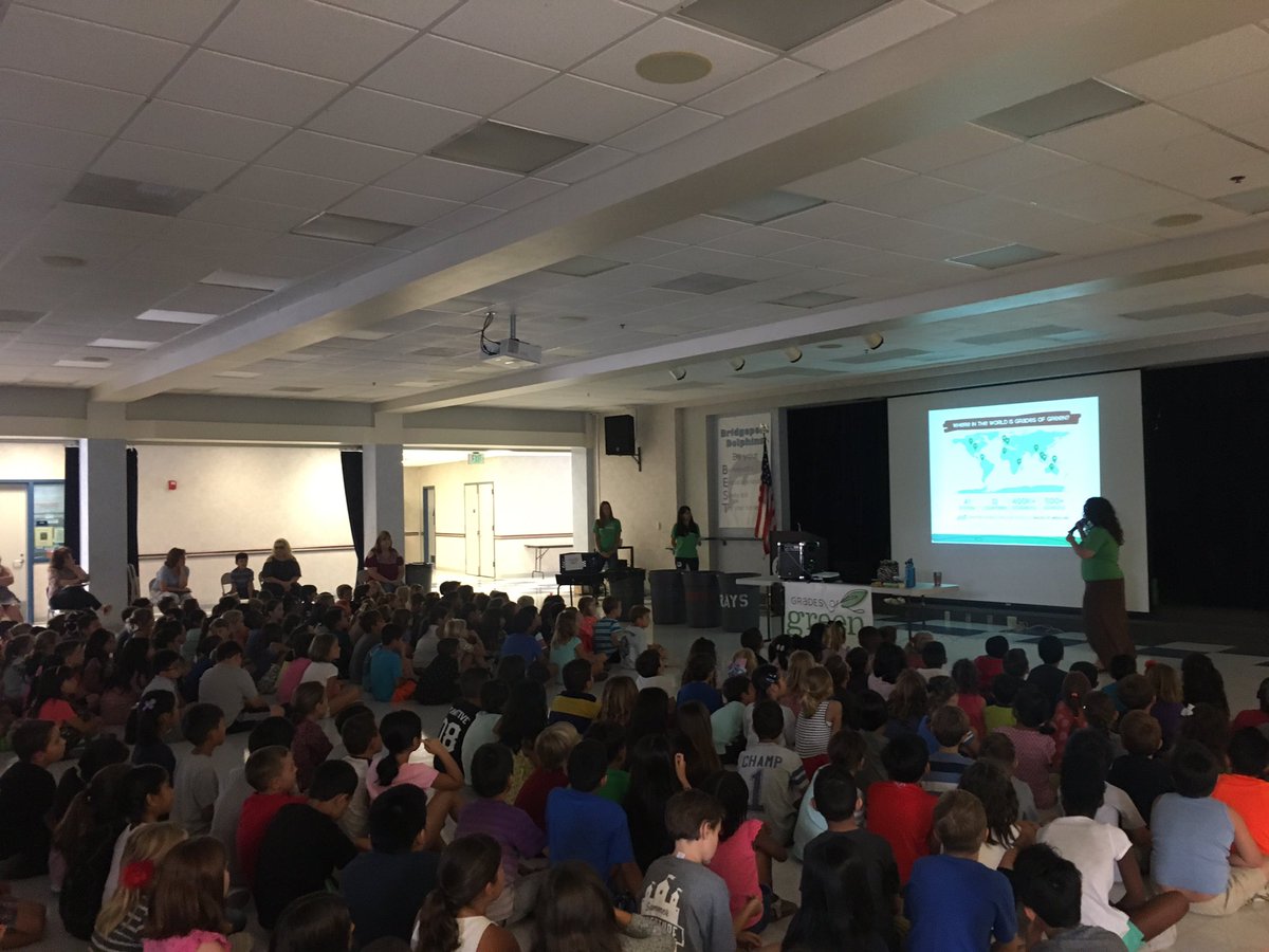 SUSDBridgeport's tweet photo. Kicking off Yr 2 of our Grades of Green Participation! Great reminders of how our students can make a difference! #gradesofgreen #tflc https://t.co/vIENky065l