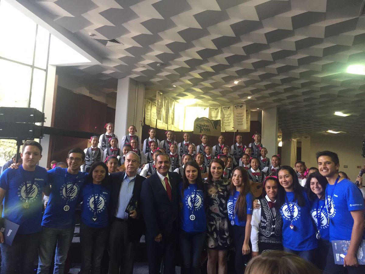 Muchas felicidades a nuestros #LíderesDelMañana, ¡Es inspirador ver tanto talento en un sólo lugar!