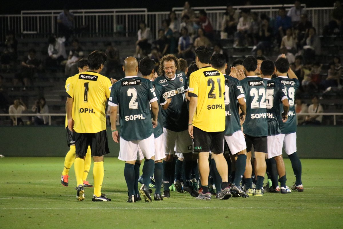 munepico2nho's tweet photo. 試合終了
#VERDYLEGENDS 3-2 #JLEGENDS
#OBRIGADONAGAI https://t.co/CqPREGvwWo