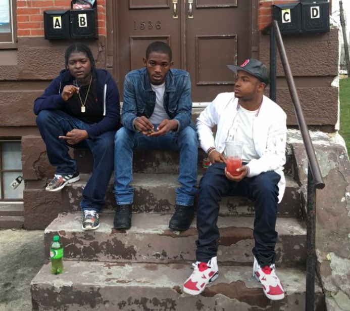 SnugsYungHoover's tweet image. These streets so dirty they took my brova