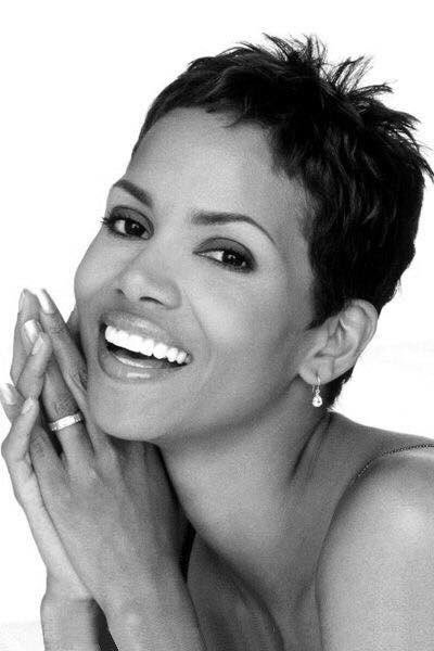 Happy birthday Halle Berry! 