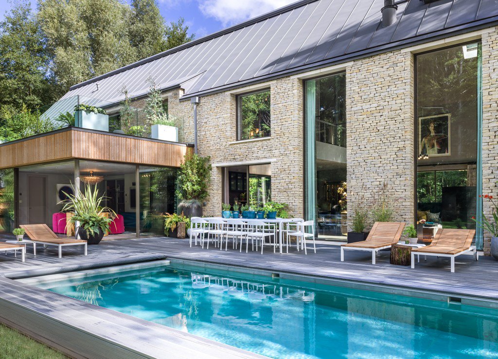 onelocations's tweet image. Lakeside Luxury onelocations.wordpress.com/2017/08/14/lak…