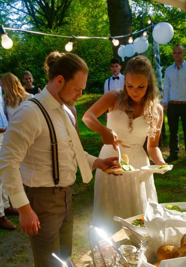 CuliCaravan's tweet photo. Bruiloft op #Beverborg vandaag https://t.co/pmN6E00HDu