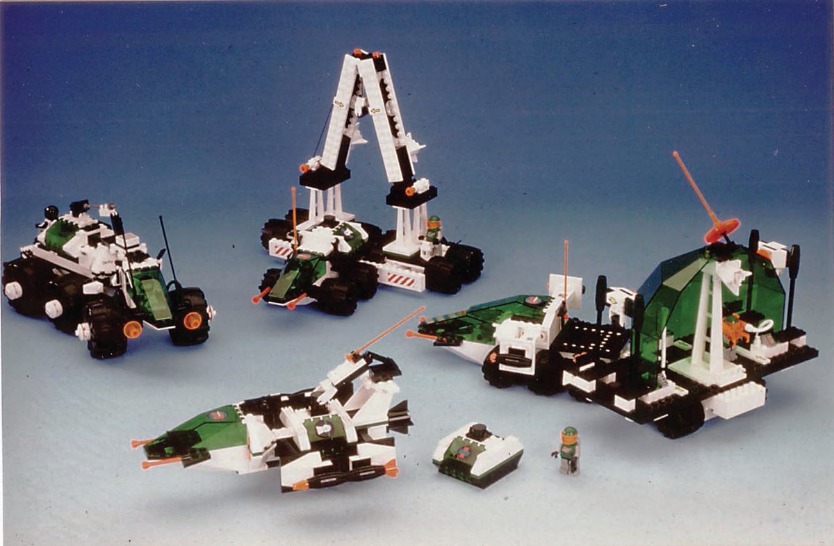 brickmine's tweet image. early #Lego #Mtron #prototype #green #classicspace #minifigure #torso