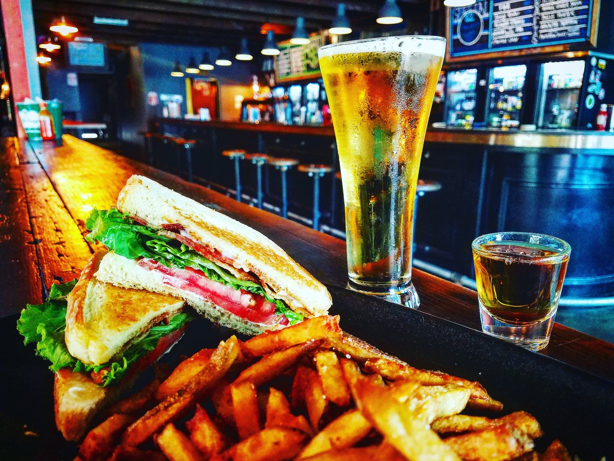 Happy Hour is on today! 4-6P $3 BLT, $1 Fries, $2 Bourban, and $1 PBR. All of this for $7!!! 

That's better than McDonald's! See u soon! :)