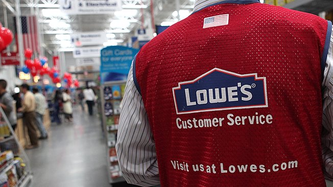 LowesMI1250's tweet photo. Ann Arbor, MI is looking for great candidates for FT spots! Plumbing Pro, Load Puller, Sales Specialist. Check it! https://t.co/V3uGQwP12Z https://t.co/7GiWvp10rK