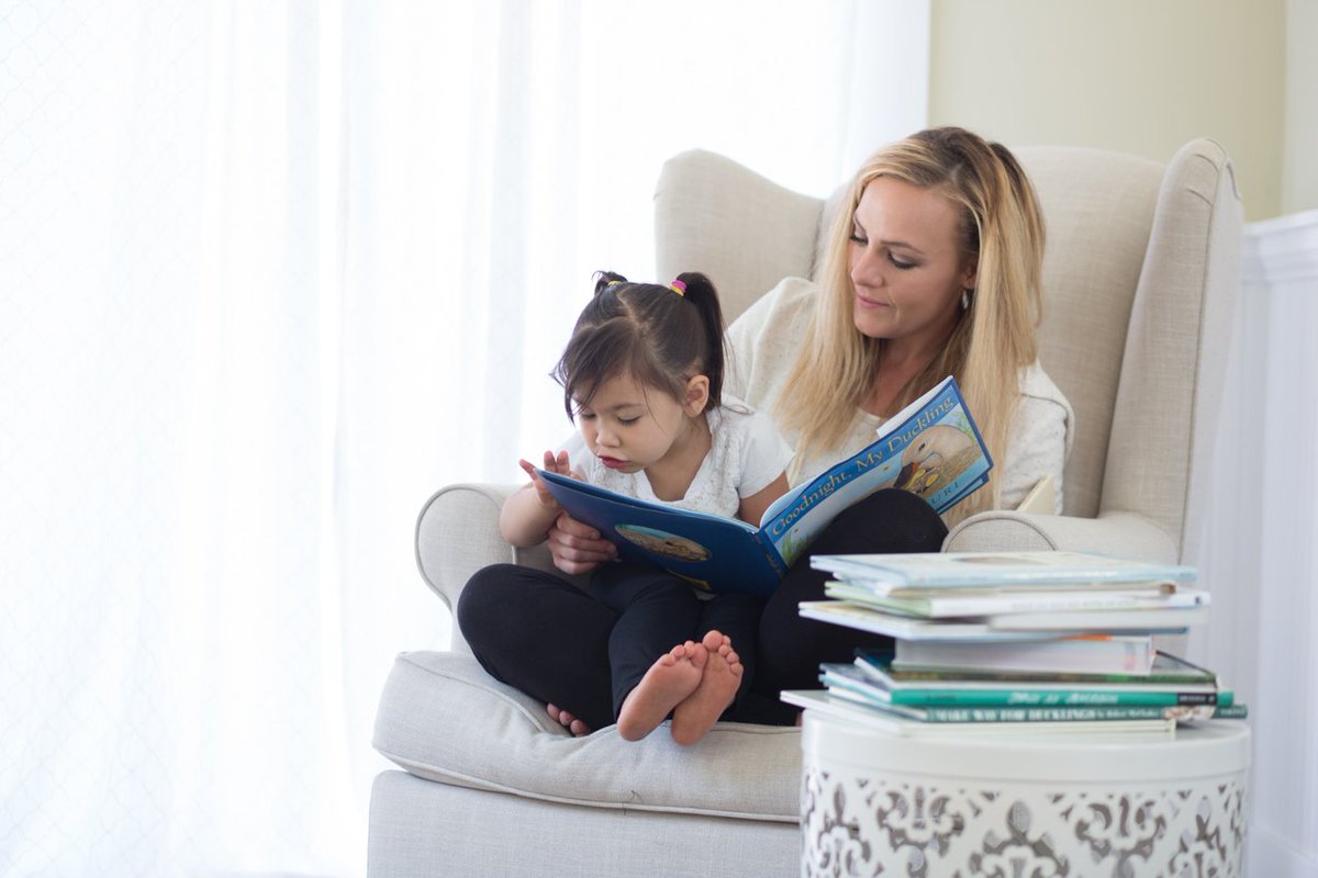 PediatricsNW's tweet photo. Sleep Medicine Specialist Dr. David Ricker has some tips to help your kids get on a sleep schedule for school! https://t.co/bQHN8LjzDP https://t.co/BKzA4bLotM