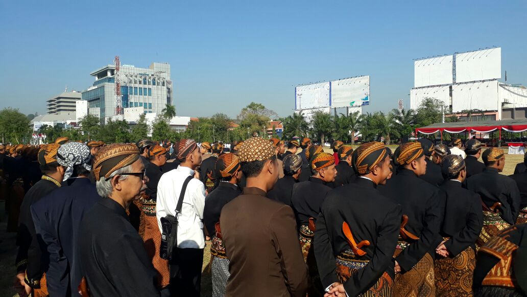 Dirgahayu Jawa Tengah. Semangat berkarya brow
| ikutan upacara dulu 🙌🙋 #67ThJateng #JatengGayeng