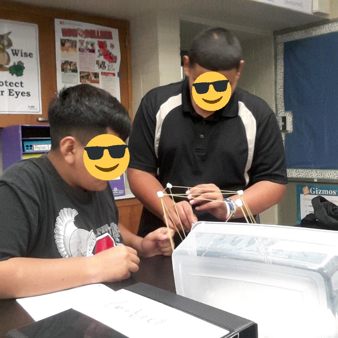 SCIENCEwRamirez's tweet photo. My engineers did great work today! Who can build the tallest tower using spaghetti? #proudtobepusd #SimonsSpartans #sciencewithramirez https://t.co/WMoDsM6SRA