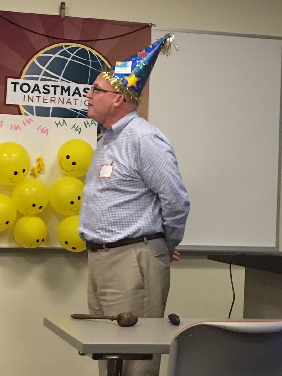 Speak2Lead_GC's tweet photo. Great Evening tonight @RowanToastmast come join us. #Toastmasters #greatgroup #funspeeches #rowanuniversity #goodgroup https://t.co/0vY3SNSvkh