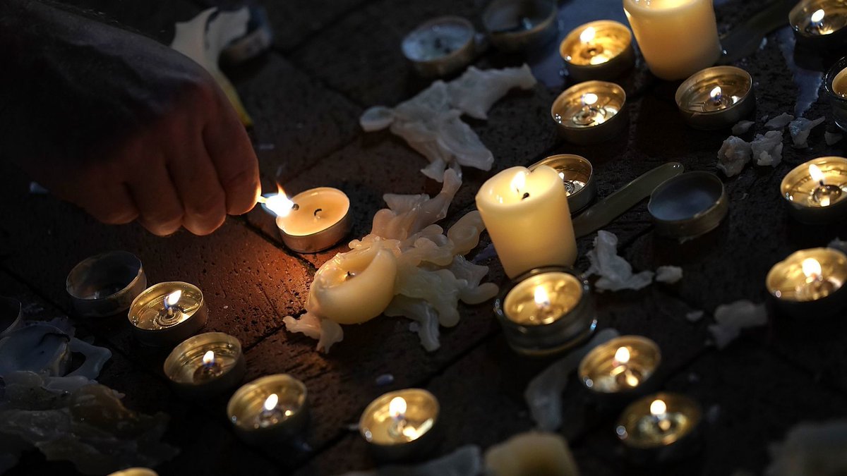 How to talk to your kids about the violence in Charlottesville crwd.fr/2hYX2hB