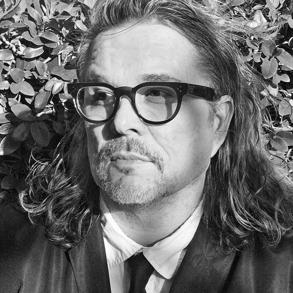   We wish a very happy birthday to screenwriter Andrew Kevin Walker! ¡Feliz cumpleaños 