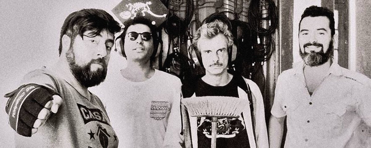 Matucana100's tweet photo. 💣Este jueves, el punk rock de #IndioLoco se tomará la Microsala para su primer registro discográfico💥 Entradas https://t.co/RufFkaCgMq https://t.co/Gnluj9Sr7H