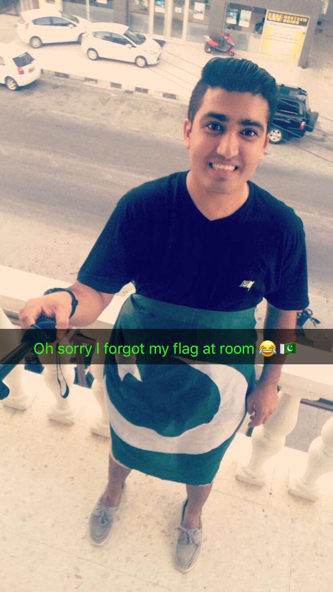 AliJanx's tweet photo. Time to be Patriotic! 🇵🇰💚 https://t.co/lH4SIuhpht
