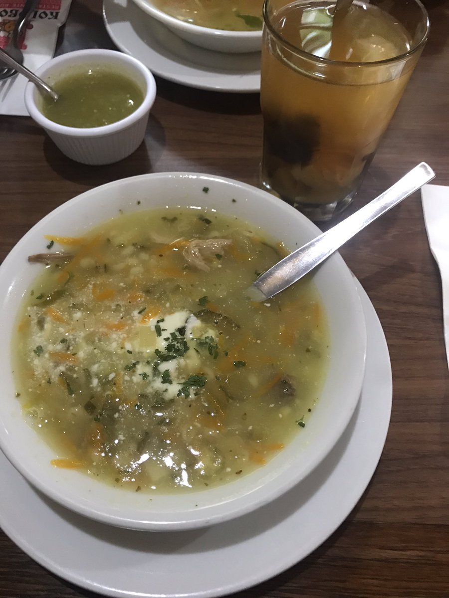 ilselicious88's tweet photo. Comida Rusa #Rassolnik #Compot #MeQuedéConGanasDelSeñorRuso #IbaConSuEsposa https://t.co/0PO4Tf0L4d