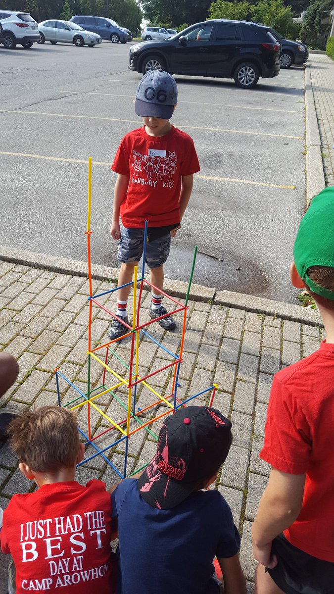 jawbreakers2017's tweet image. The @jawbreakers2017 and @Sourkeys2017 learned about and made stable structures today during Science @banburykidscamp