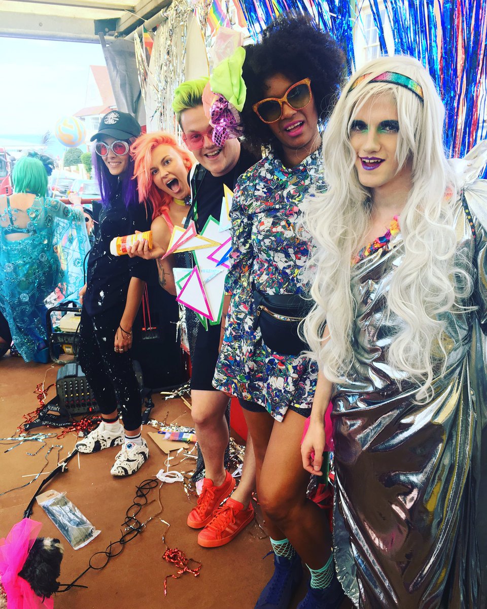 OutMargate's tweet image. Our #gayliens float was all the joys on Saturday! 🏳️‍🌈 so proud of #margatepride 👽💅🏾🎉 @MargatePride #lovemargate #OUTMargate