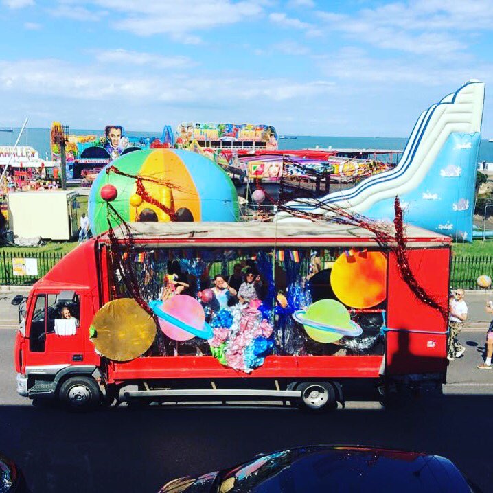 OutMargate's tweet image. Our #gayliens float was all the joys on Saturday! 🏳️‍🌈 so proud of #margatepride 👽💅🏾🎉 @MargatePride #lovemargate #OUTMargate