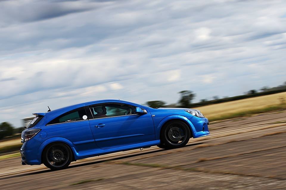 Ryanjdover's tweet photo. Awesome day on Saturday at #ThunderRoad at Kendrew Barracks. Top speed of 228 km/h this year! #VXR #vxrpowerevents https://t.co/2jj9qTUQbH