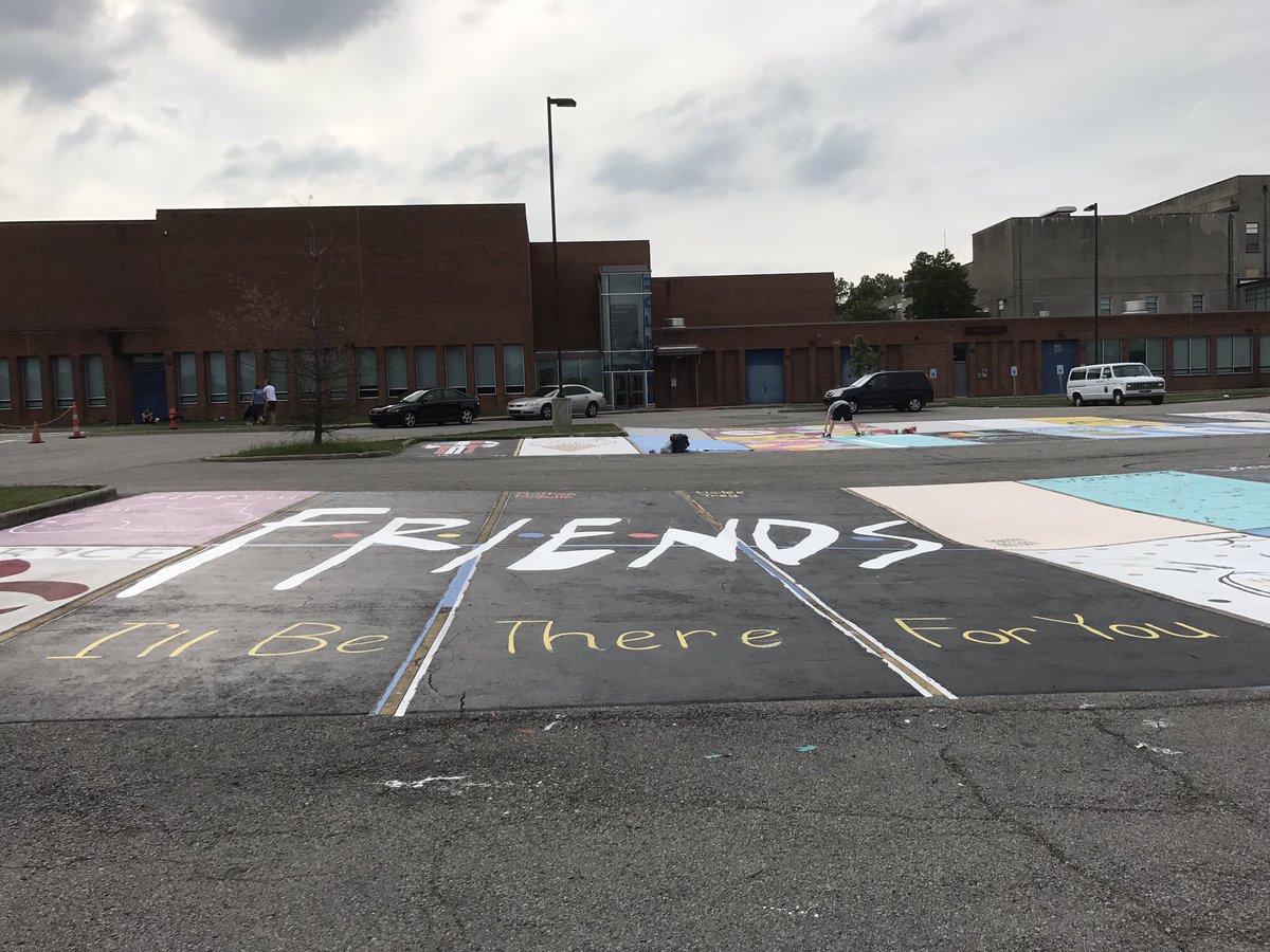 ehs_classof18's tweet photo. Senior Parking Spots are looking AWESOME!! https://t.co/aGKiGzH0UV