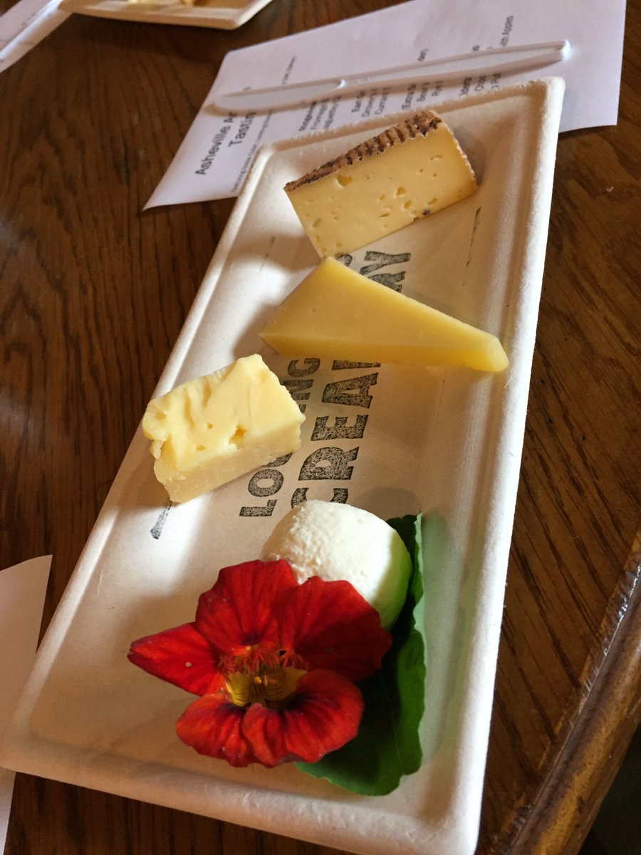 Getting all set up for a tasting with <a href="/owlbakery/">Old World Levain</a> and <a href="/NobleCider/">Noble Cider</a>! #getinmybelly