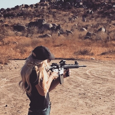 #Sundaze #Girlswithguns https://t.co/hofFX86Wgq<a href="/tag/sundaze"class="tags">#Sundaze</a><a href="/tag/girlswithguns"class="tags">#Girlswithguns</a>