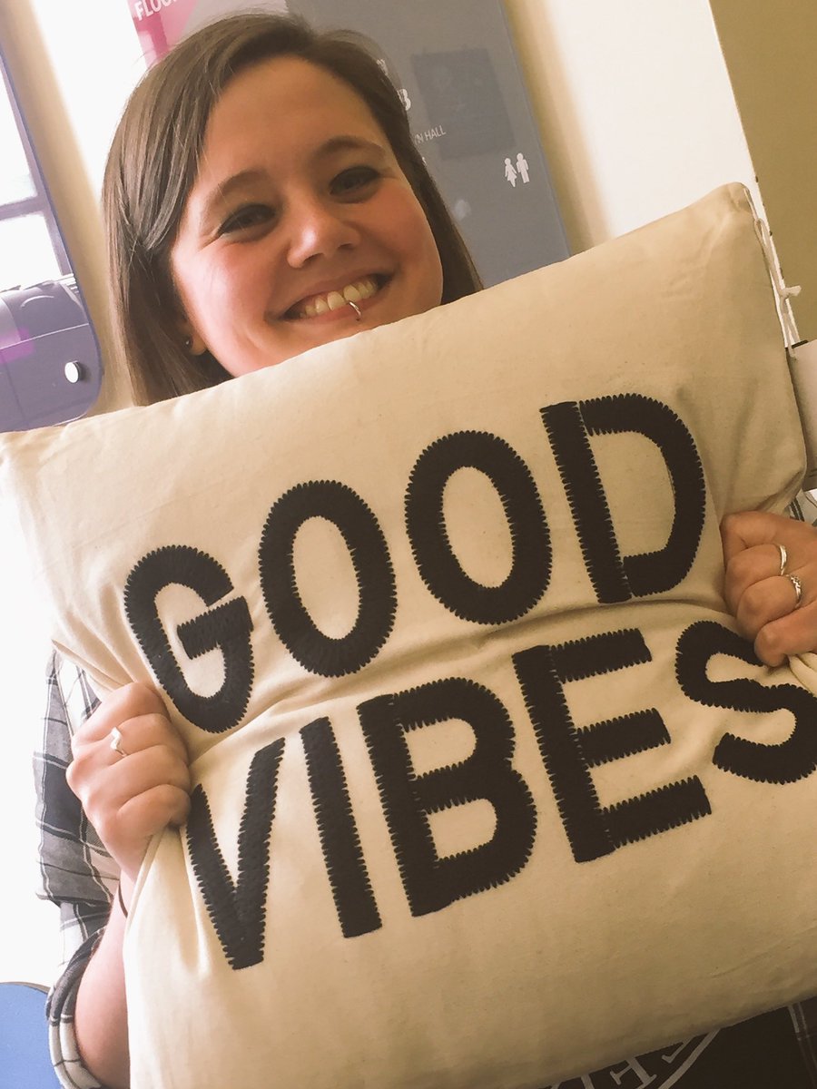 Charlotte_Cymru's tweet photo. Congratulations @Kit_YMCA on being shortlisted4 a #youthmattersaward #youngleader  YMA17 ⭐️ Pls support her at https://t.co/YpOQ9s0FiU 🏳️‍🌈 https://t.co/5LdDej274W