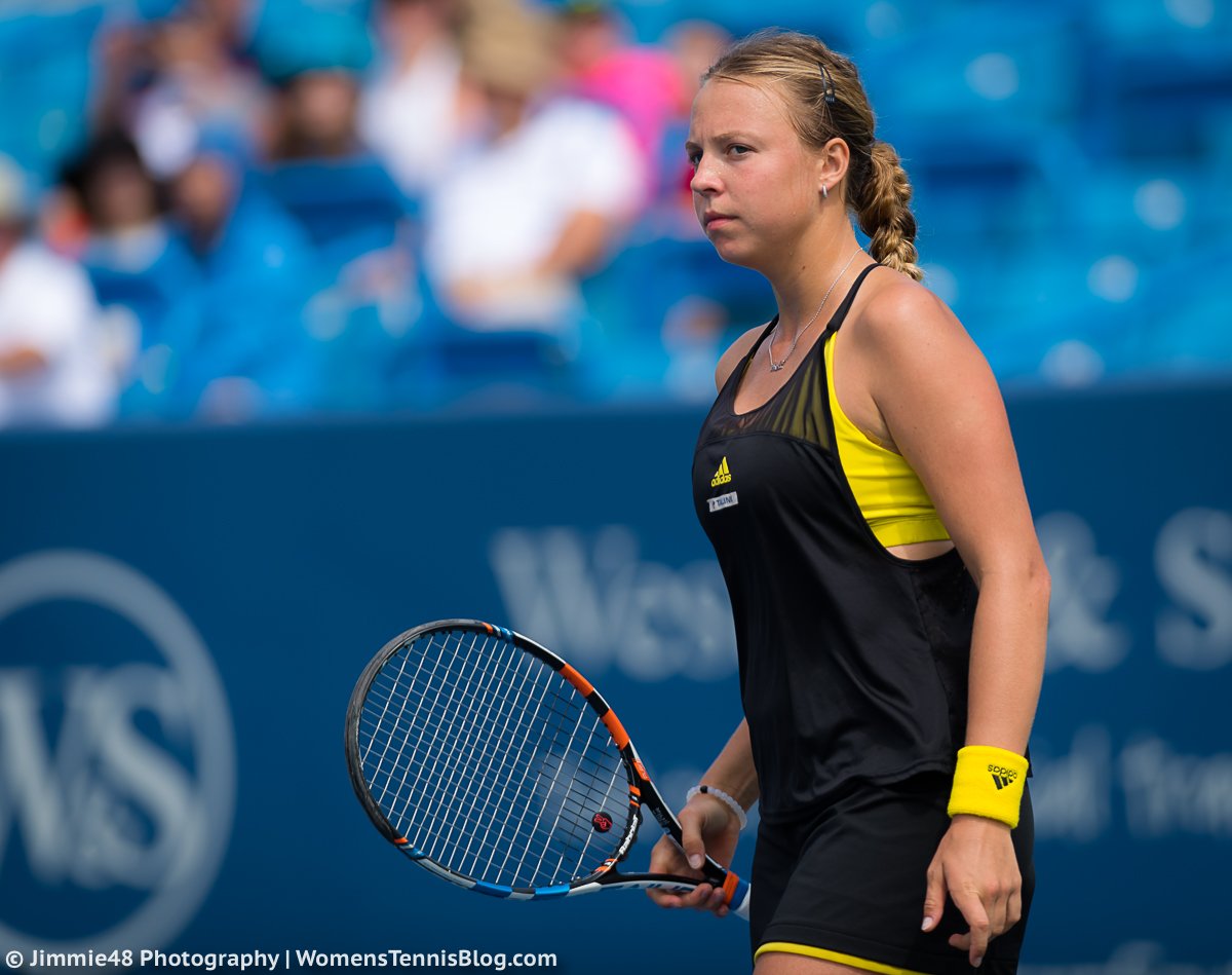 ANETT KONTAVEIT - Página 3 DHOM5UGXYAM09vm