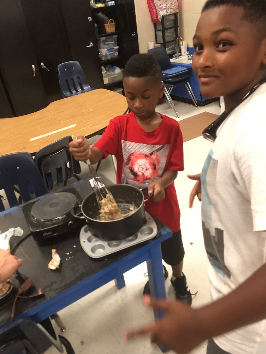 CoachValentine0's tweet image. First day of of EZK with our 3rd-5th graders went great can't wait for the rest of the semester!! @SteamyBakerBear @bakerelembears