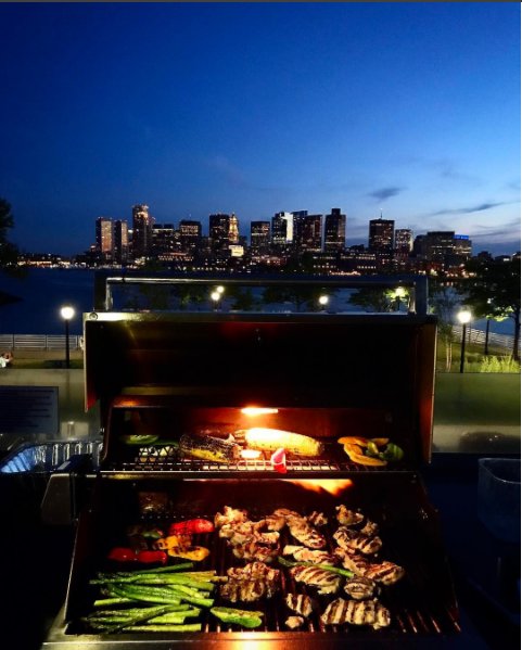 Picture perfect nights!
#EddyLiving #TheEddy #Eastie #EddyLiving #Grilling #LuxuryLiving #WaterViews #Boston #Community #LoveWhereYouLive