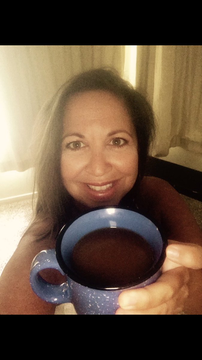 kaseykuhlmann1's tweet photo. Coffee selfie!!! #HESsummerfun https://t.co/sJdW6sEECn