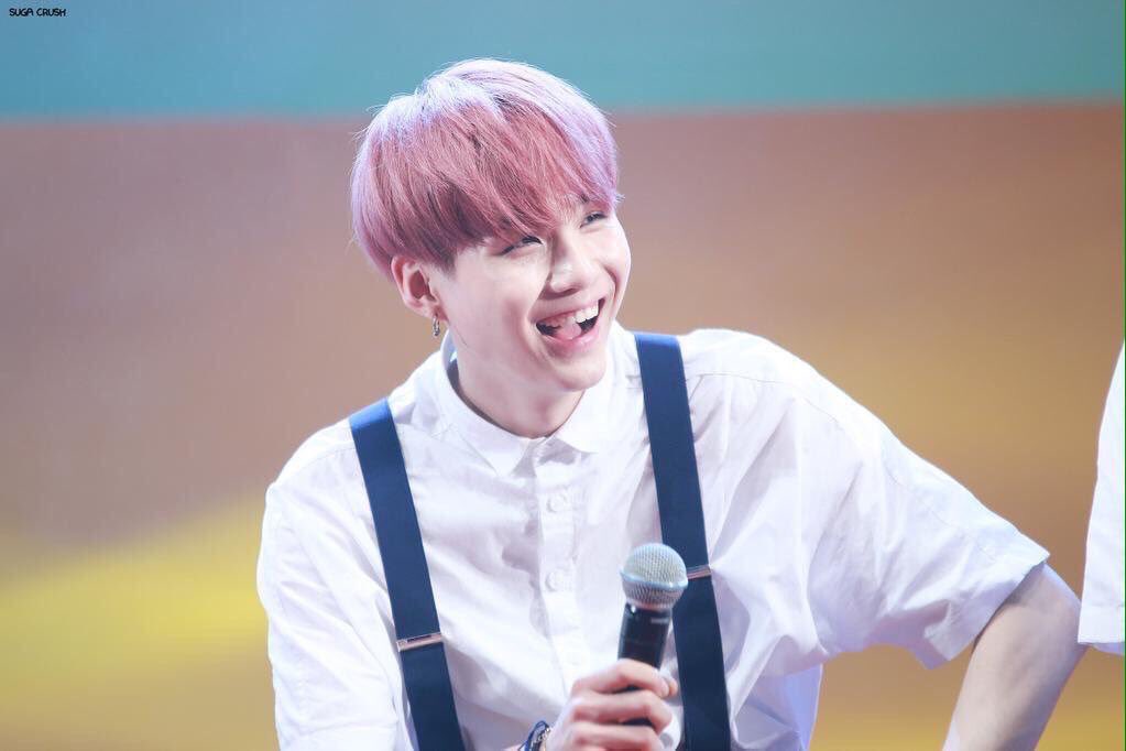 eyesmileskpop's tweet photo. yoongi ˊᗜˋ bts https://t.co/ghFtVCxcSN