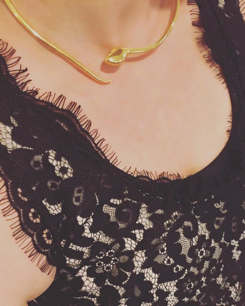 taywilkdesigns's tweet photo. Monday Mood | If you rattle a snake, you must be prepared to be bitten by it | TWD "Snake" Necklace | | #instajewe… https://t.co/4A7sNJ5daN https://t.co/cGwyPowpjw