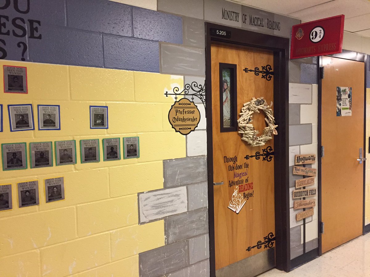 CCSDREAD180's tweet photo. Here's a teacher taking it to the Max for her Ss using R180/Sys44! Way to go Professor O! https://t.co/ch5eeeXccH