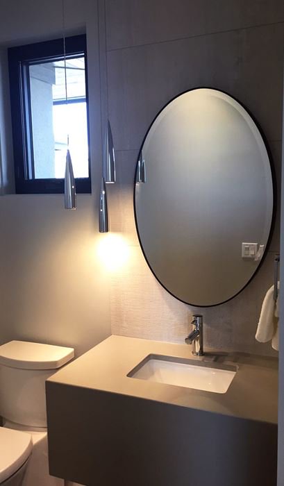 SSDGI's tweet photo. Just because the Powder Room is the smallest room in the house, doesn't mean it can't be FABULOUS! #bestinthewest https://t.co/W2R8dd4TyS