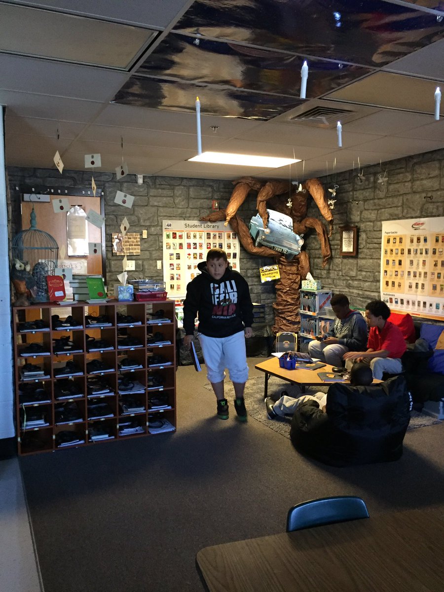 More of Professor O's class at Brumby.