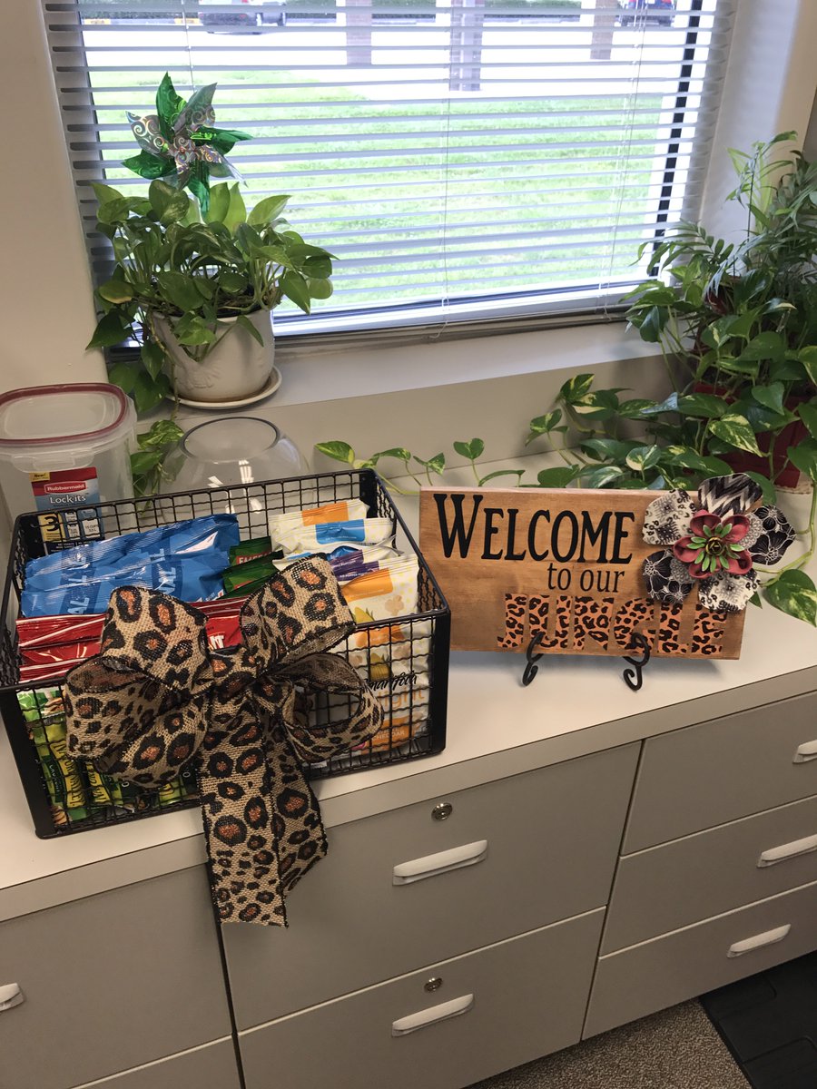 Thank you to our sweet PTA for delivering LOTS of school supply packs today AND for bringing us treats! #lucky #rrepride