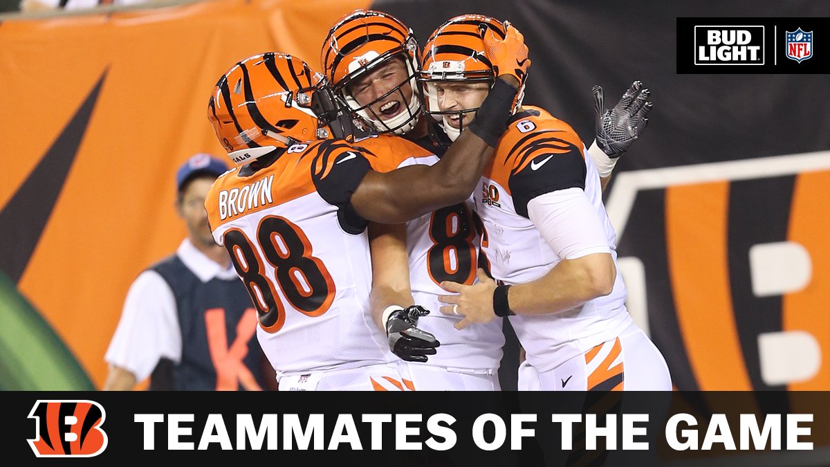True @budlight #TeammatesOfTheGame celebrate accomplishments.  Like scoring TDs. #TBvsCIN #Bengals50 https://t.co/eNzKXWRWka